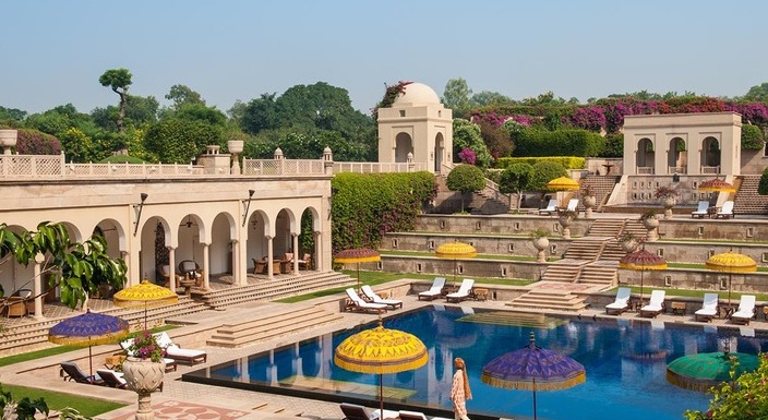 Agra  Lucknow Tour Package